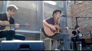 Ladyhawke - Another Runaway - Acoustic - 10/4/2009