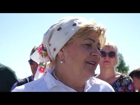 Slovacii din Șinteu au reconstituit recoltarea secarei cum se făcea pe vremea străbunilor