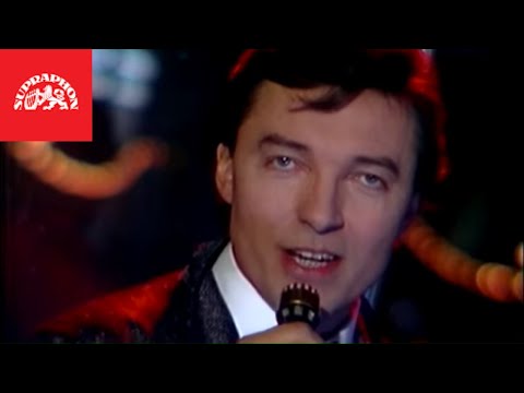 Karel Gott  - ...a to mám rád (Oficiální video)