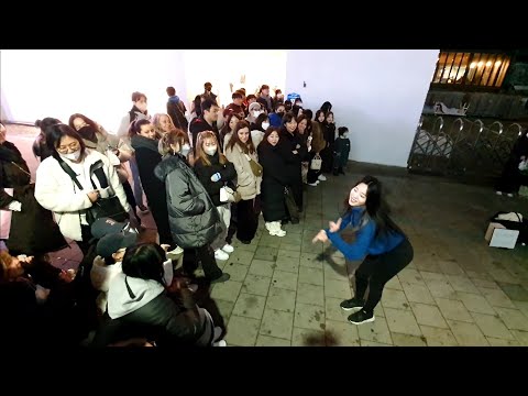 TUESDAY [STREET ARTIST] YU KAGAWA & HYOJIN. HONGDAE BUSKING.