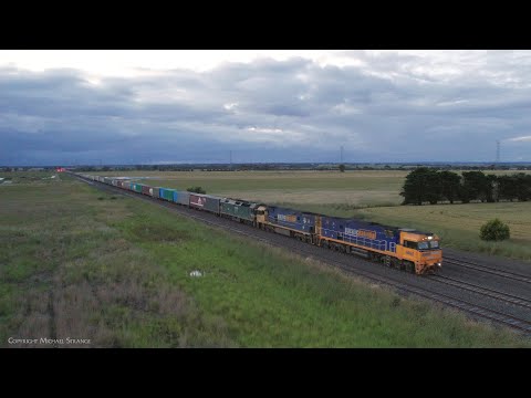 6PM6 Pacific National Intermodal Container Freight Train (28/11/2022) - PoathTV Australian Railways