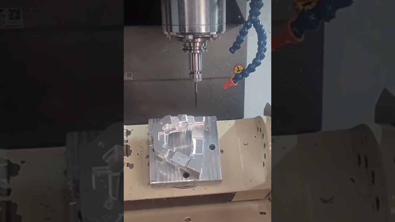 Wonderful six-axis CNC machine work! Precision parts processing!