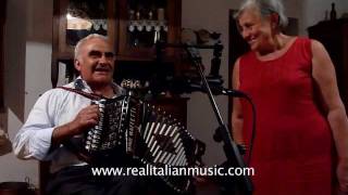 Campania - Vito Saggese & Maria Iuzzolino - Canto Gregoriano con Organetto