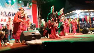 preview picture of video 'Sigale gale dance at sibolga perfom by bank sumut'