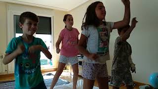 Los 4: Actuación 2
