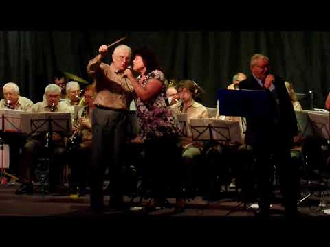 oldskauti HK  -  Zůstaň tu s námi