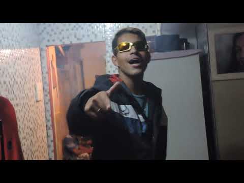 MC JC do PR MC chavi só tirando um lazer no b13