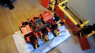 Download Lagu fischertechnik TXT controller : Mirft2 ep. 204 - Walking, Python, touch sensors, LEDs, wiring, speed Thumbnail