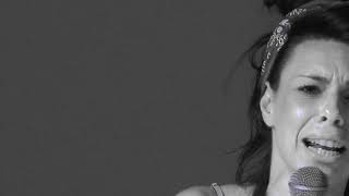 Amara &quot;Il peso del coraggio&quot;