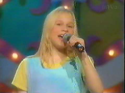 Laura Pakarinen - Valkovuokot