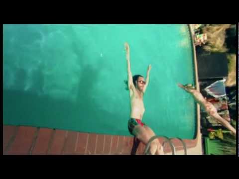 Poolside – Slow Down (Official Music Video)