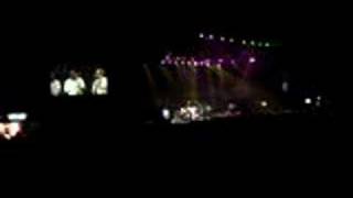 Lily Allen - Nan You&#39;re A Window Shopper (Argentina)