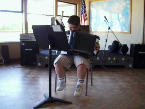 Lorenzo Lucchesi plays at the San Francisco Accordion Club on April 18, 2010. Video 4.