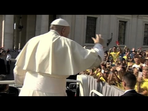 Papa Francisco: Dios no quiere que las personas le sigan tristes y sin ganas