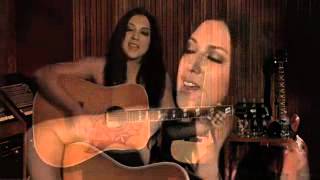 Michelle Branch    Leave The Pieces  Live Acoustic