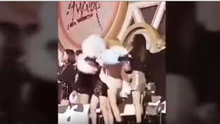 Download lagu 180111 [ GDA 2018] EXO Sehun & TWICE Mina MoMo moments loveline mp3