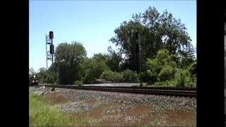 preview picture of video 'CSX Local at Milford Junction, Indiana'