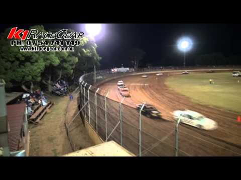 Production Sedans - Heat 3 - Kingaroy Speedway - 03.11.12