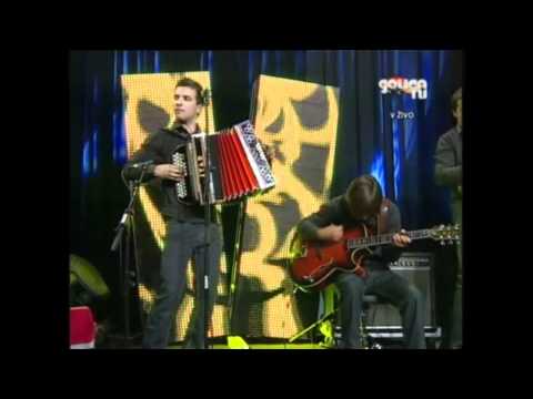 Ans. Unikat - Dekle iz Ribnice (ans. F. Miheliča) v živo