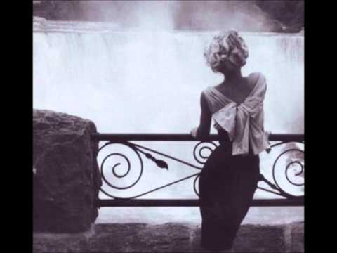 Kalevi Korpi ja Dallapé: Asfalttikukka 1975