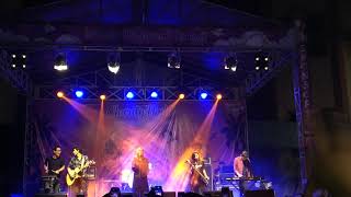 Download lagu HARUSNYA AKU BY FEBY PUTRI NC AT ECONOMI DEVELOPMENT SUMMIT 2019 #Febyputri #Harusnyaaku mp3