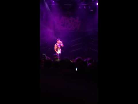 Kieran alleyne performing at bars and melodys show