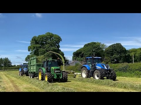 Cumbrian Silage 2024. Raking, chopping, carting & clamping with NH, JD & Claas 75 drag chopper.