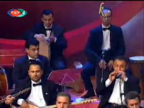 Özlem Özdemir Pazarda Bal Var Gelinim