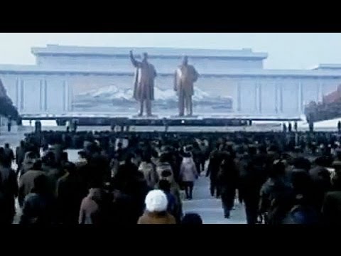 В Северна Корея почетоха паметта на Ким Чен Ир