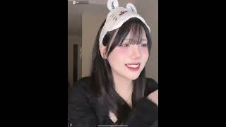 大阪／巨乳素人ギャルTikTok生配信　谷間チラ