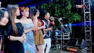 Download lagu MUSIC - KUBOTA MUSIC - WEDDING 'RIDWAN & LAILI' KARANGLEGI TRANGKIL PATI mp3
