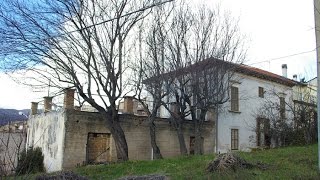 preview picture of video 'Отдельный дом с панорамной террасой и садом - L'Aquila, Абруццо'