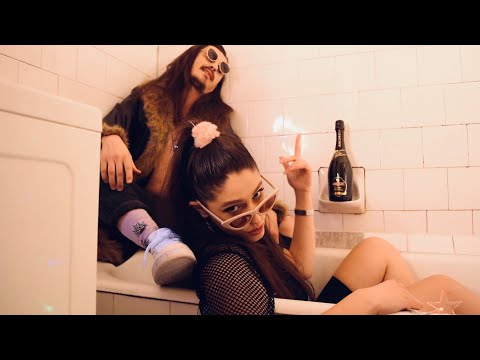 Crăciun Astral - Tea Vișan❌ Andrei Mureșan❌ Reverse Trip (Official Video)