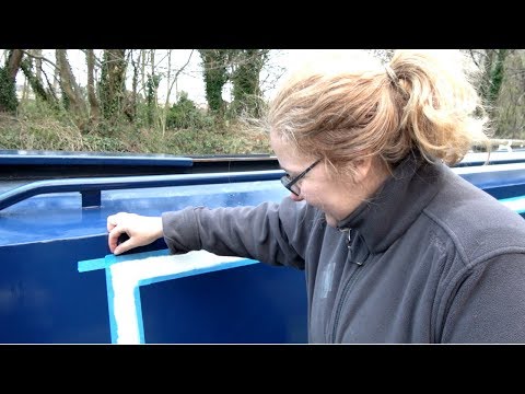 How we painted our narrowboat  (gunwale and coach lines)   part 2