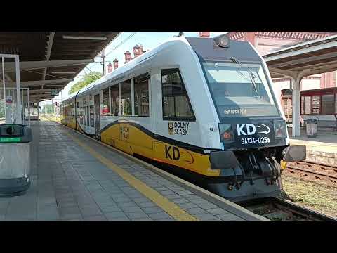 odjazd pociągu KD Szynobus SPRINTER BYSTRZYCA Kudowa Zdrój Wrocław Główny