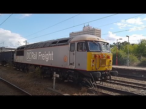 6M89 Middleton to Ravenhead DC Rail Freight class 56 103 going through Crewe UDL with sand train