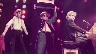 06. Restless - Elton John Live in Landover 1984