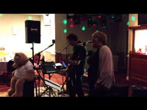 Hellenbach play the hits