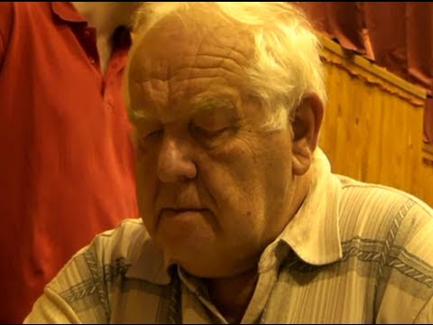 3.12. Adam Bukojemski - GM Ján Plachetka 1/2-1/2