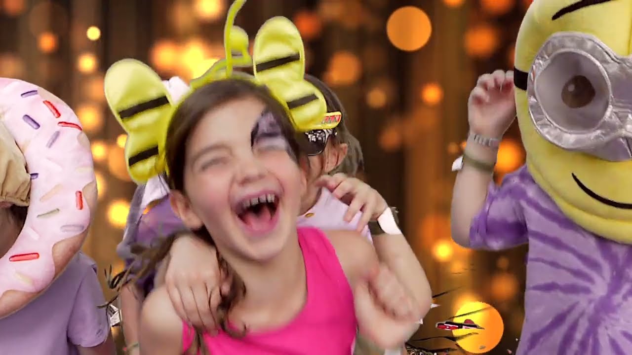 Promotional video thumbnail 13 for Sweet Dreams Studio Photography & Photo Booth