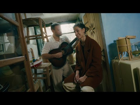 Eva Sola - Hay algo en ti (Visualizer)