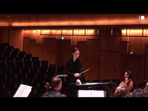 Julie Røssland conducts Debussy Thumbnail