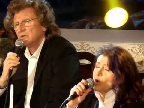 H.Hrąckowiak,A.Majewska,Z.Wodecki -  Zapal światło ponad nami