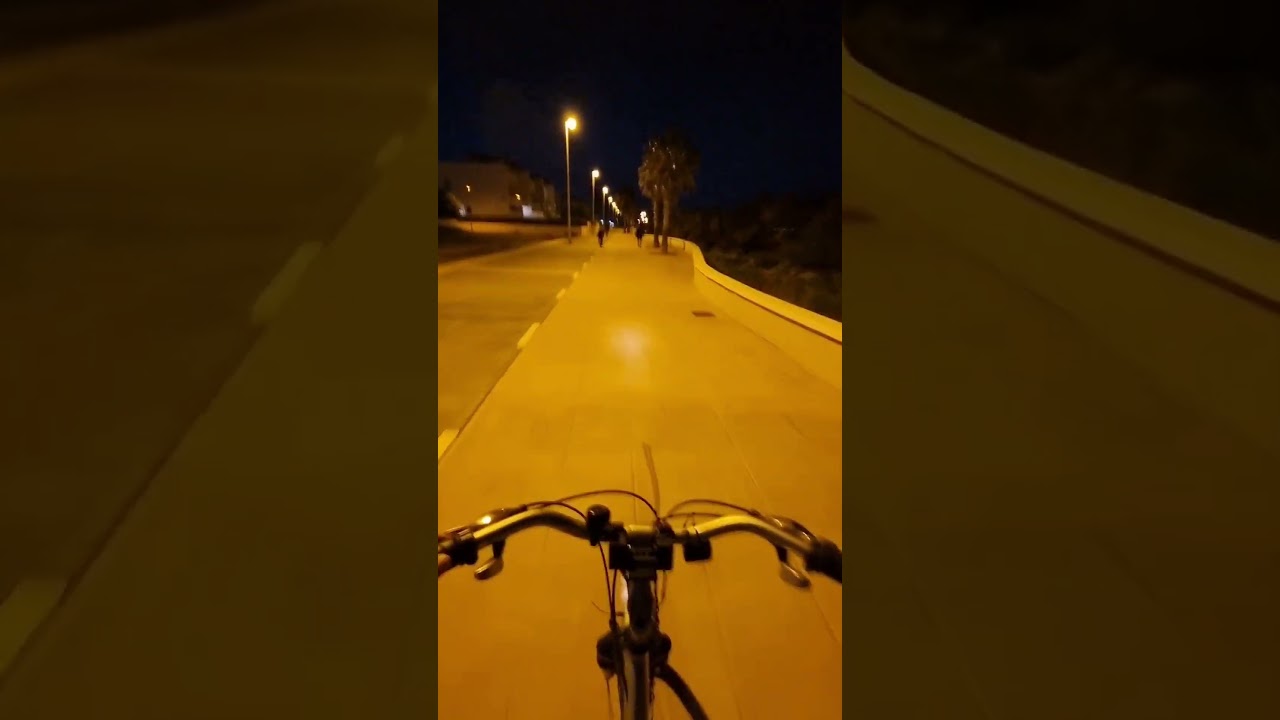 🚵‍♂️ Pierwsza przejażdżka 🚲 w #Hiszpania #podróże ...