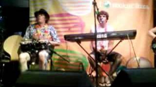 The Dykeenies - Clean Up Your Eyes