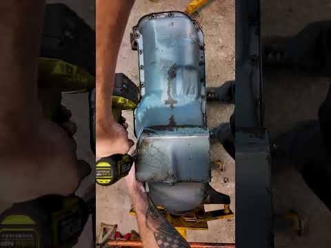 AMC/Jeep 258 IL6 4.2 Engine Tear Down part 1 #jeep #amc #chrysler #jeepwrangler #cj5 #cj7 #engine
