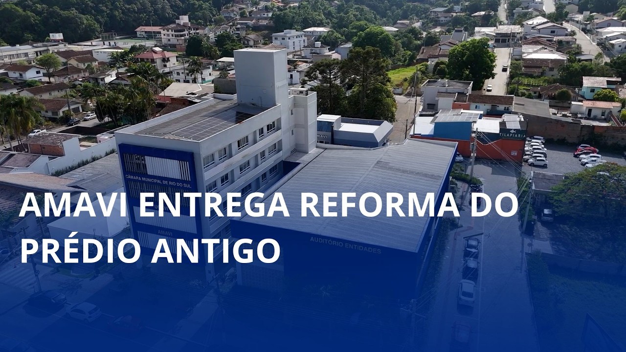 AMAVI entrega reforma do prédio antigo