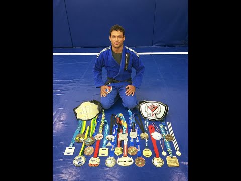 We love you, Professor Junior Oliveira!