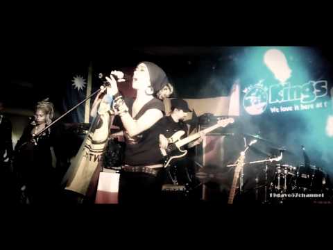 Thumbnail for BLUE KING BROWN(womans revolution.)LIVE @KINGS BEACH TAVERN by Sam Cope