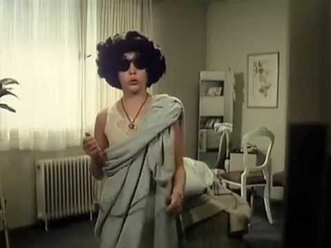 Čekání na déšť / Waiting for the Rain (1978) - Mám ráda žůžů (Naďa Urbánková) | cinema Bio Sirael